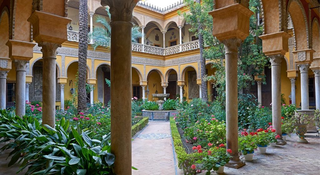 PALACIO DE DUEÑAS